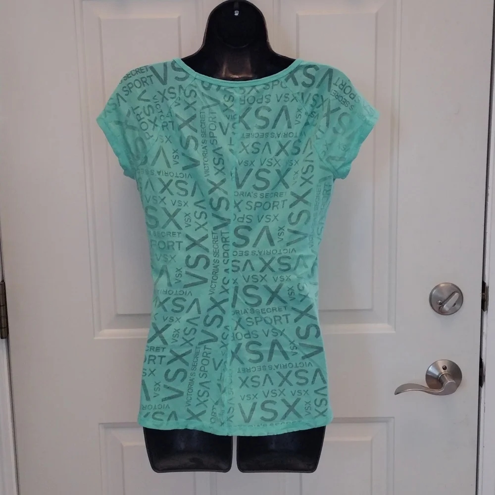Victoria Secret VSX Sport tm t-shirt - Picture 3 of 3